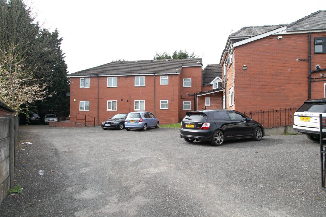 Hills View Apartments Manchester Extérieur photo