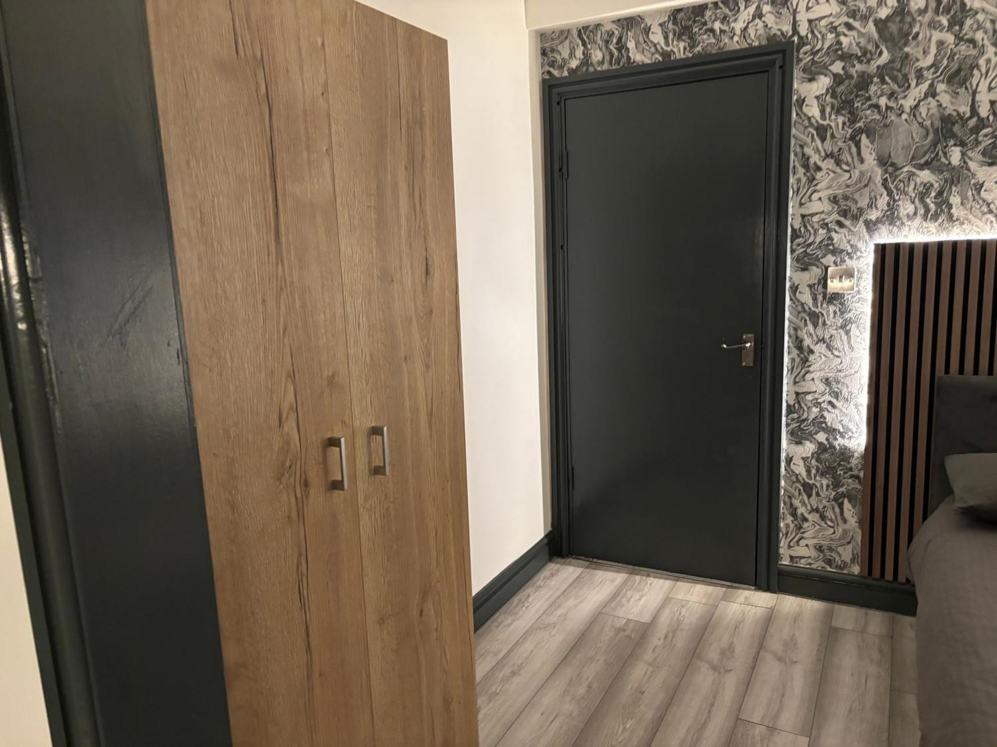 Hills View Apartments Manchester Extérieur photo